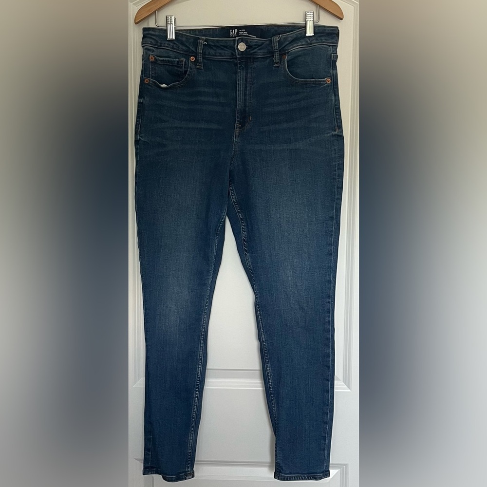 The GAP High Rise Universal Leggings Skinny Blue Jeans Stretch Comfort Sz 14/32R
